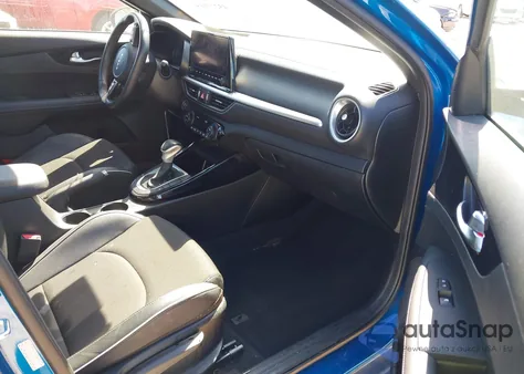 2023 Kia Forte Gt-Line z USA, uszkodzony, nr VIN 3KPF54AD9PE561710